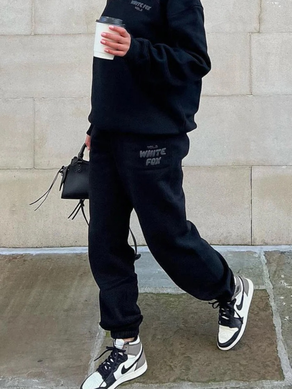 🖤 White 🖤 Fox 🦊 Boutique Off Stage Onxy Vol.3 Sweatpants Black on Black Joggers - Picture 2 of 10